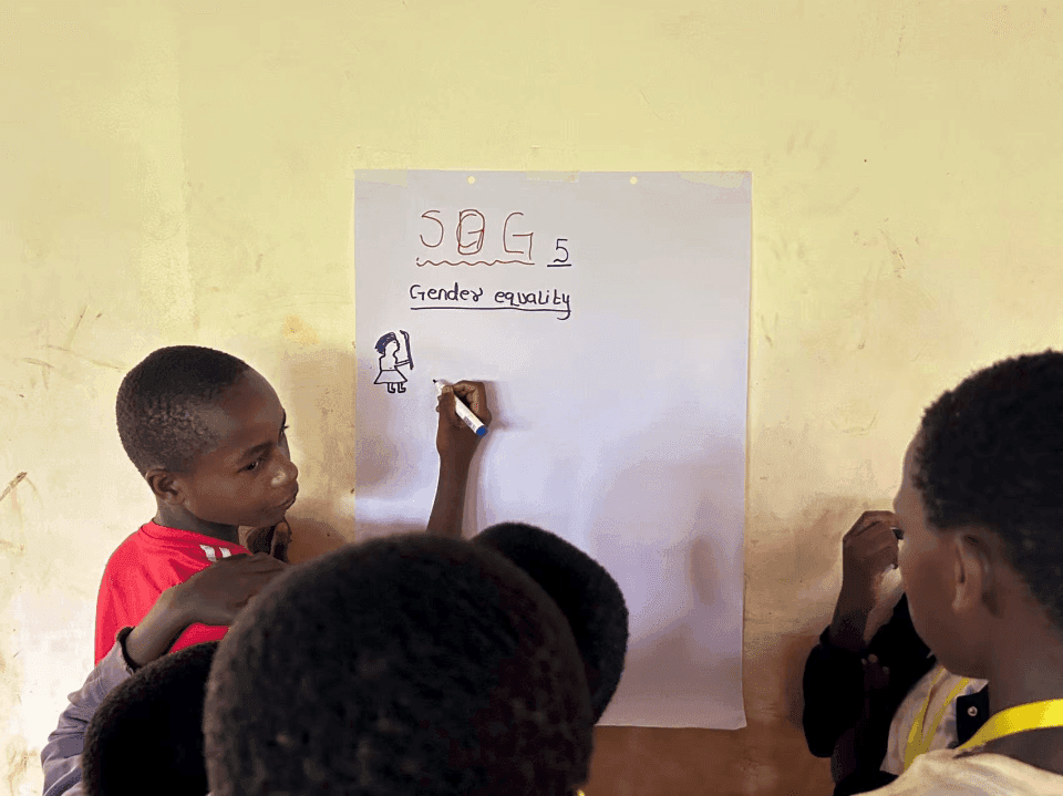 Students in Kiambu County, Kenya, use SDG Hero to explore choices around fairness and equality.